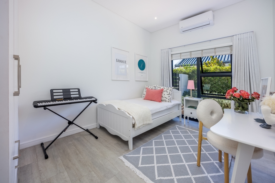 4 Bedroom Property for Sale in Val De Vie Estate Western Cape